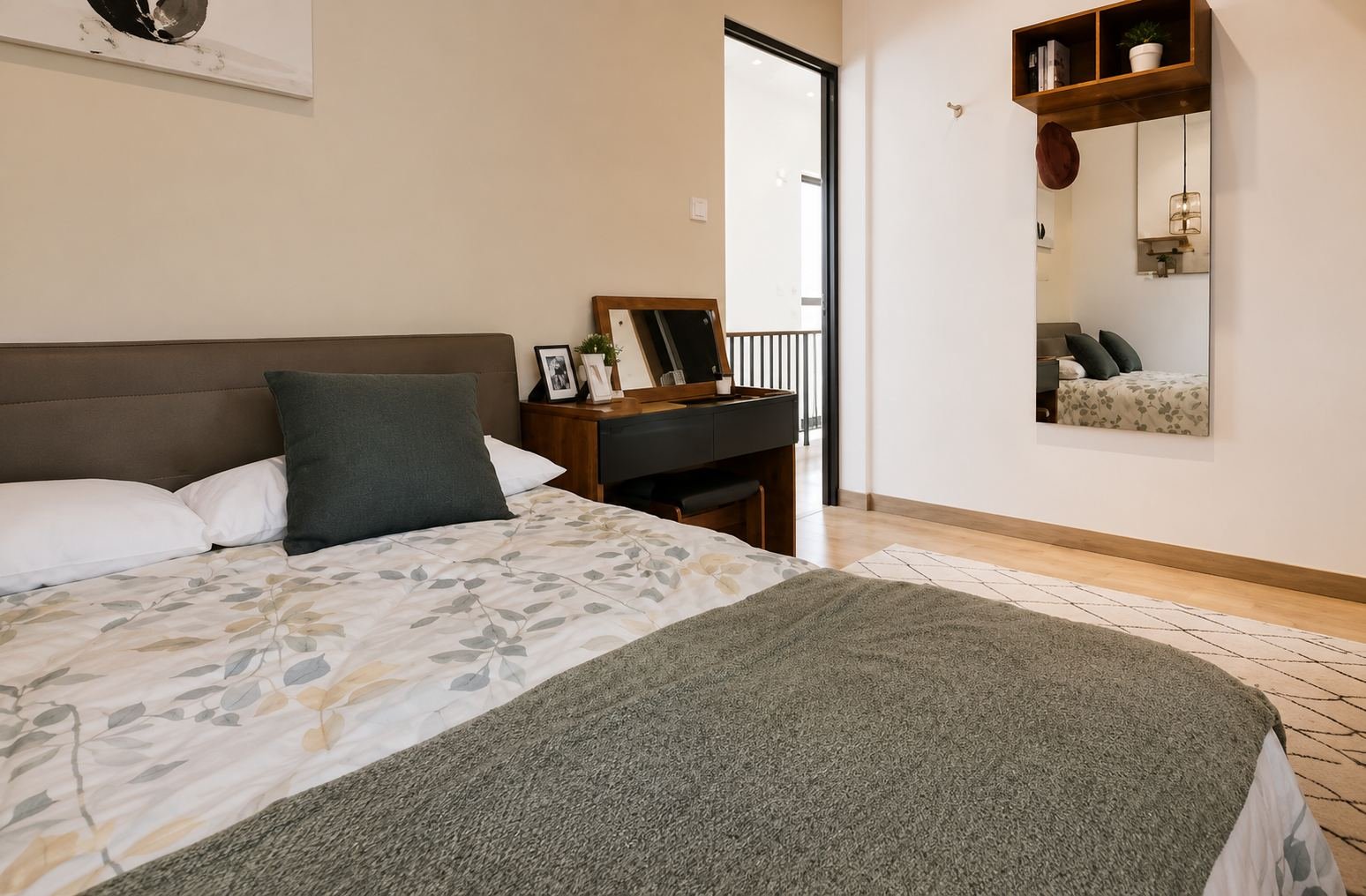 Albasia - Master Bedroom